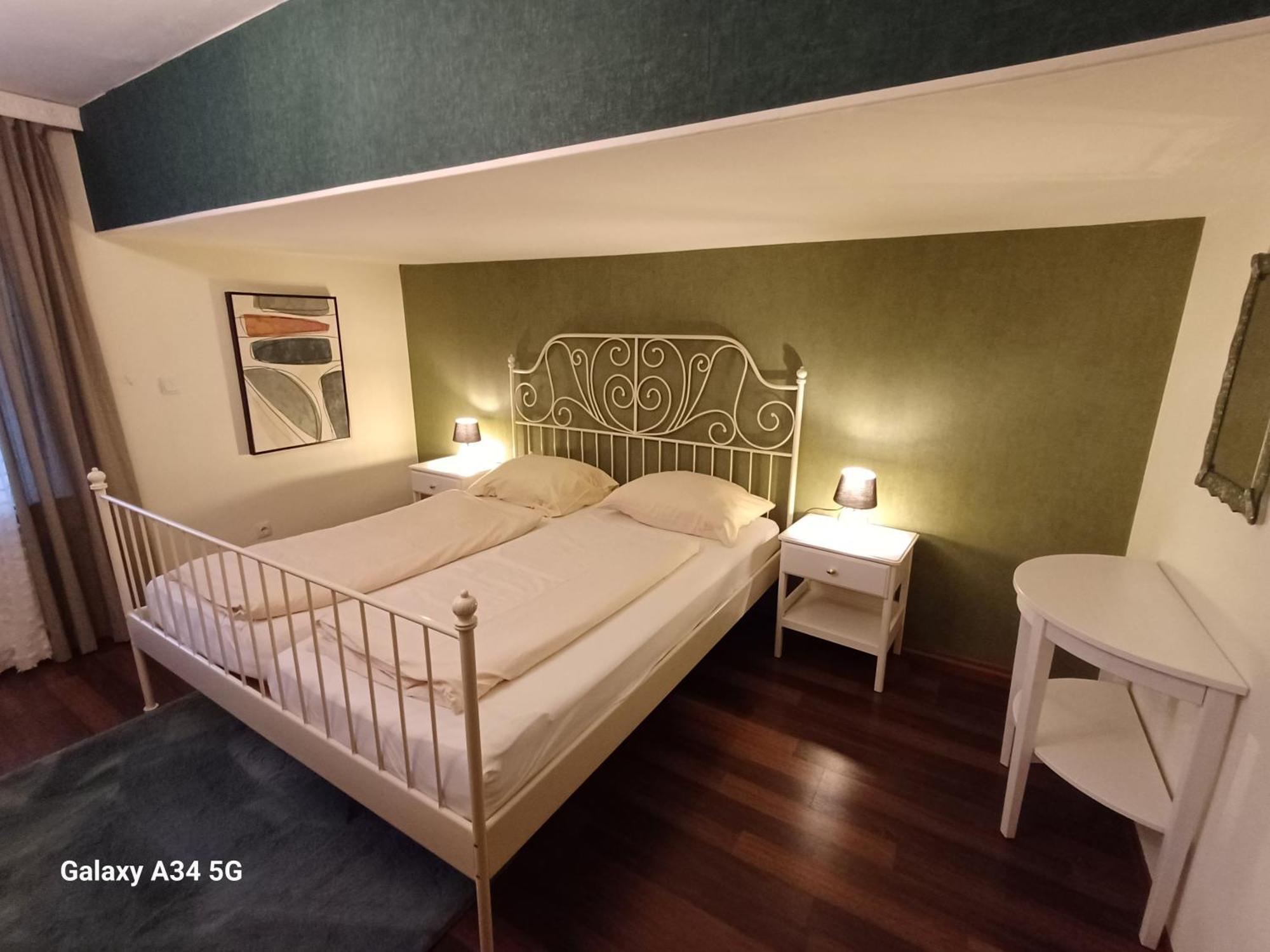 Bed and Breakfast Haus Am Moos Зальцбург Экстерьер фото