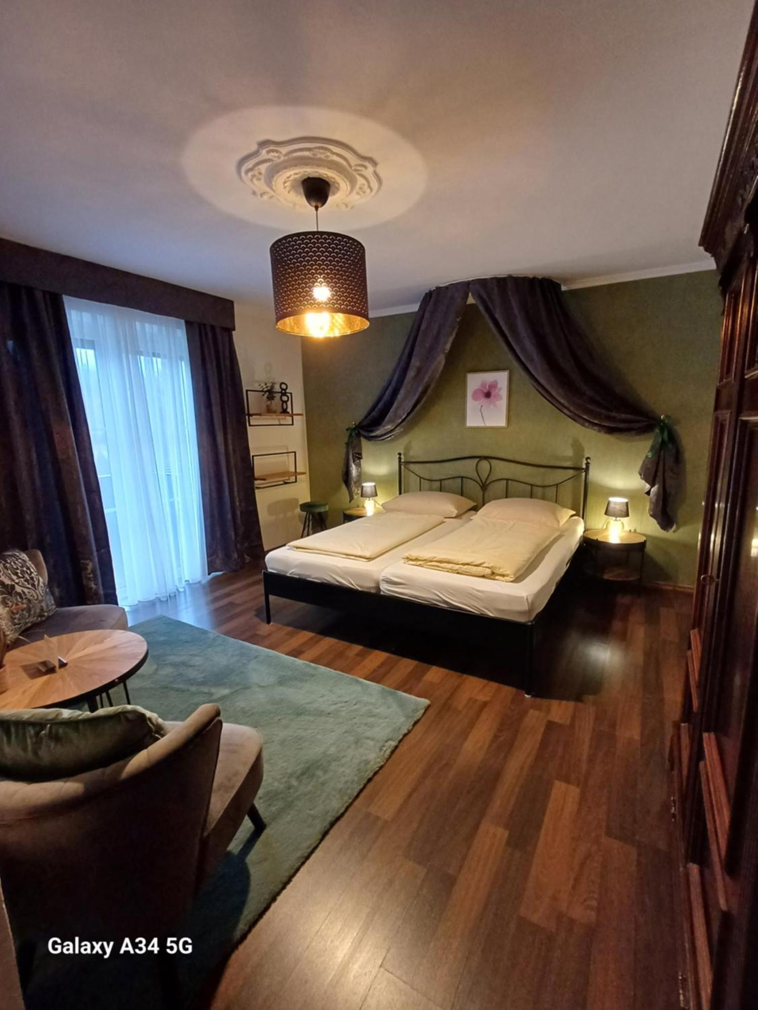 Bed and Breakfast Haus Am Moos Зальцбург Экстерьер фото